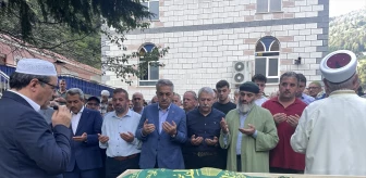 AK Parti Genel Başkan Yardımcısı Hayati Yazıcı'nın Amcası Mehmet Nuri Yazıcı'nın Cenazesi Toprağa Verildi