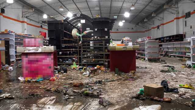 Arjantin'de Ekonomik Kriz Nedeniyle Marketler Yağmalandı