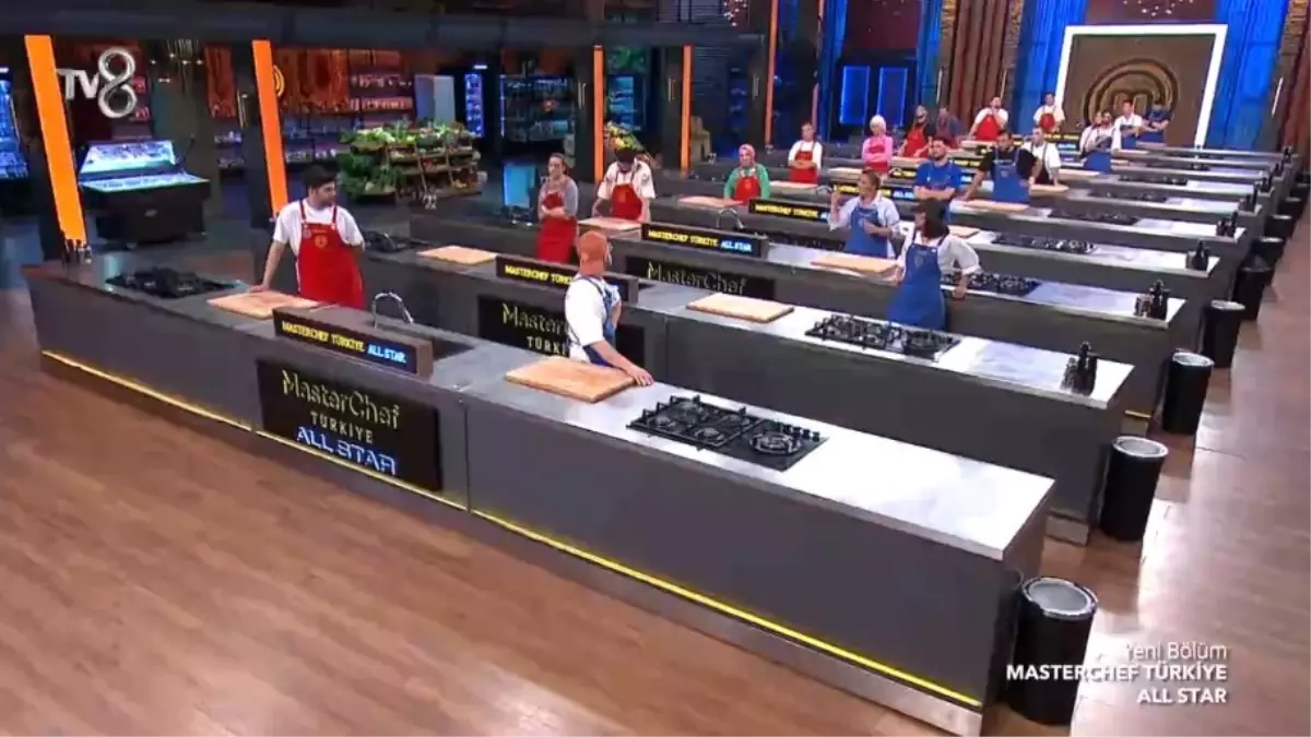 Masterchef dokunulmazlığı hangi takım kazandı, düelloyu kim aldı? 23 Ağustos Masterchef Mavi takım mı Kırmızı takım mı kazandı? (Şinitzel Düellosu)