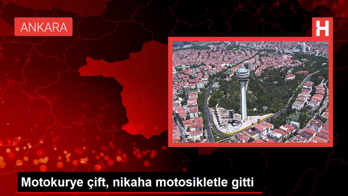 Motokurye Çift Nikah Salonuna Motosikletleriyle Gitti