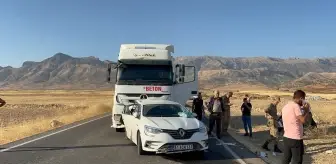 Silopi'de Tırın Otomobile Çarpması Sonucu 1 Kişi Öldü, 2 Kişi Yaralandı