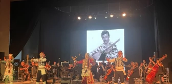 Trabzon'da Neşet Ertaş konseri düzenlendi