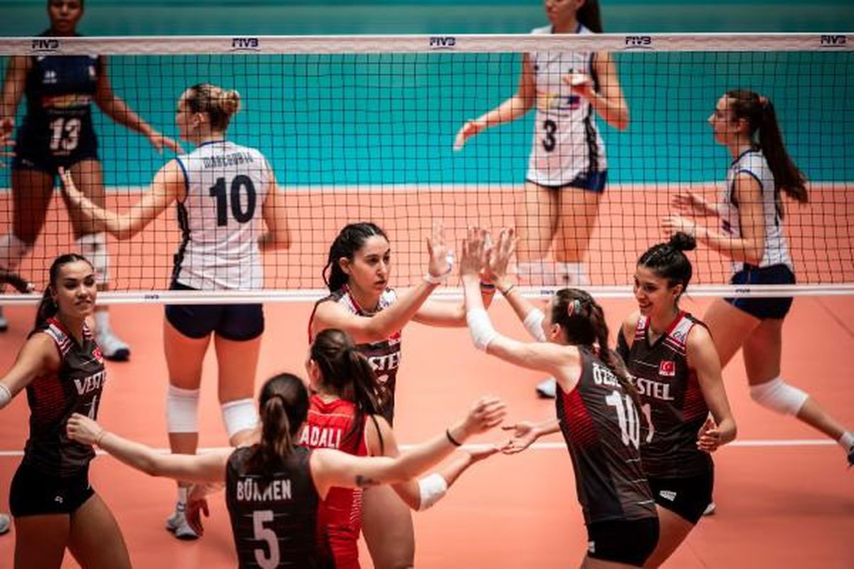Türkiye 21 Yaş Altı Kadın Milli Takımı İtalya'ya 3-0 mağlup oldu