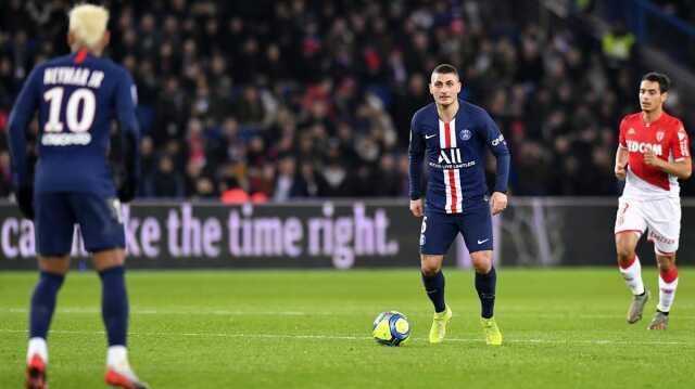 Türkiye başka hiçbir transferi konuşmayacak! Erden Timur, Arapların elinden kapıp imza attırıyor Türkiye başka hiçbir transferi konuşmayacak! Erden Timur, Arapların elinden kapıp imza attırıyor