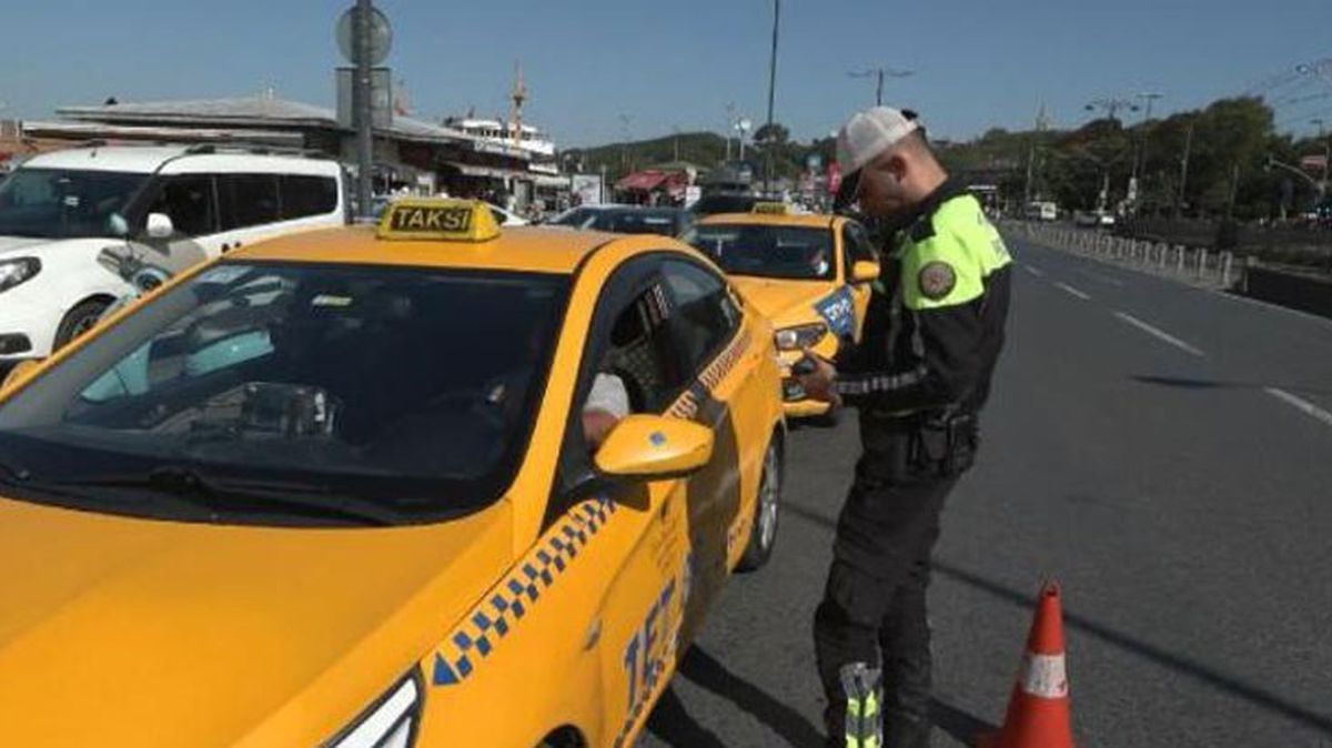 Yolcu seçen taksici sivil polise denk geldi: İleride çevirme var, kaçmaya çalışıyorum