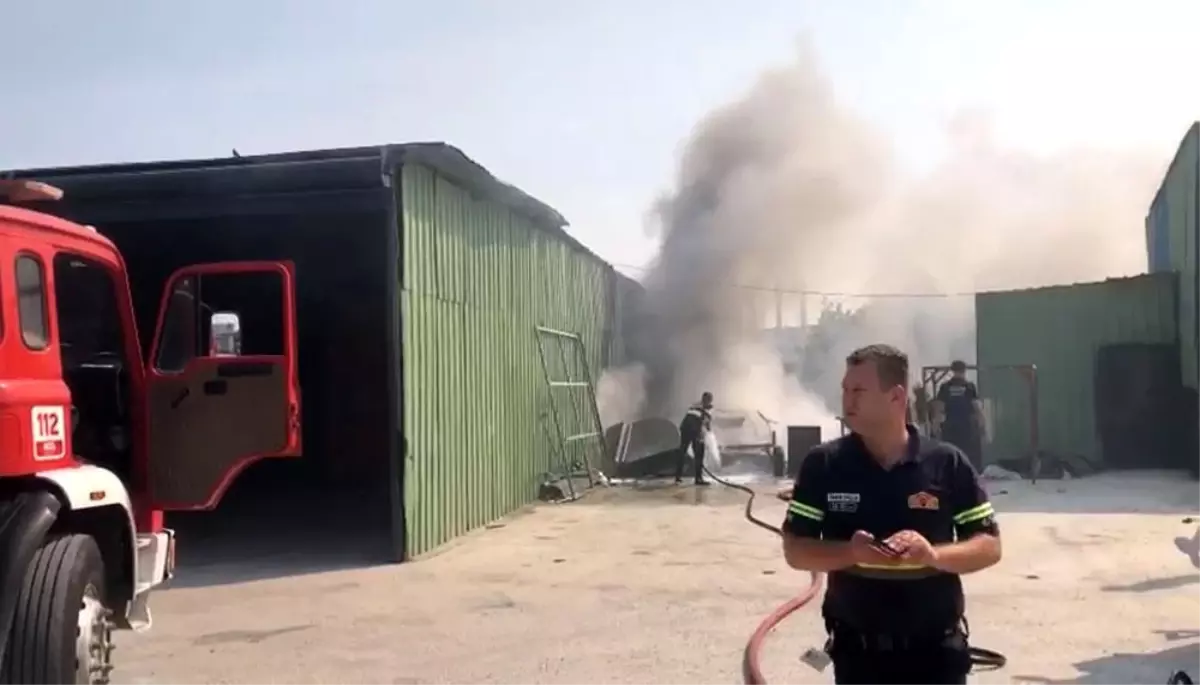 Çerkezköy'de Oto Sanayi Sitesinde Yangın Çıktı