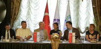 Ankara Büyükşehir Belediyesi FOMGET Kadın Futbol Takımı Şampiyonlar Ligi'ne Destek İstedi