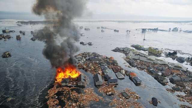 Japonya, Fukuşima'daki radyoaktif atık suyu okyanusa boşaltmaya başladı Japonya, Fukuşima'daki radyoaktif atık suyu okyanusa boşaltmaya başladı