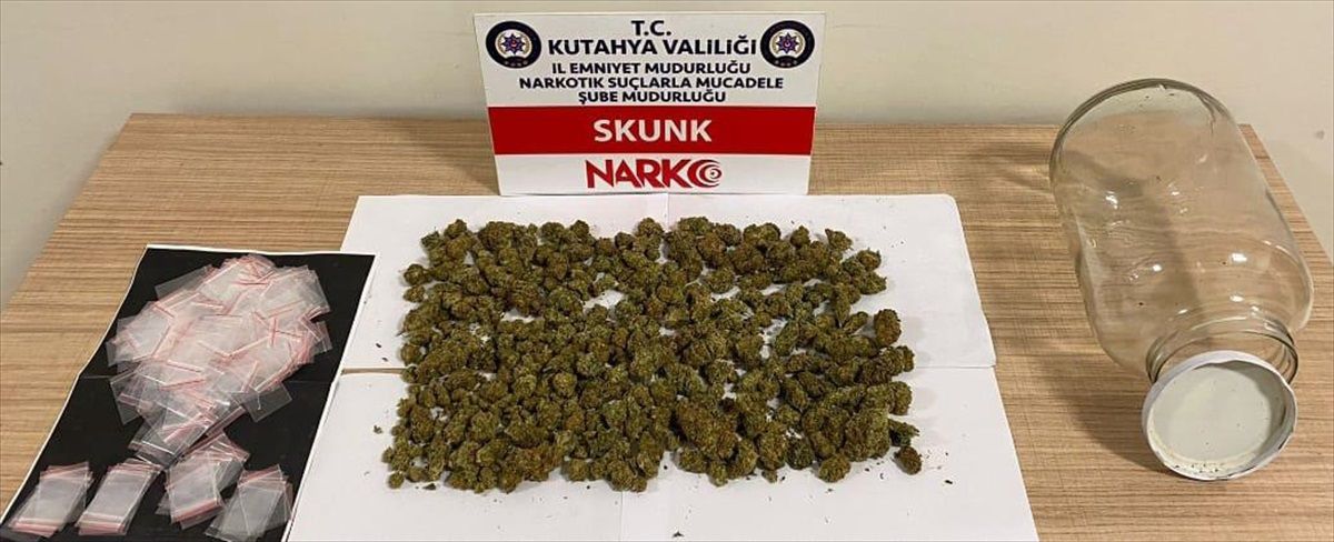 Kütahya'da Uyuşturucu Operasyonunda 4 Şüpheli Tutuklandı