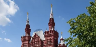 Moskova'daki Kızıl Meydan Ziyaretçi Girişi Kapatıldı