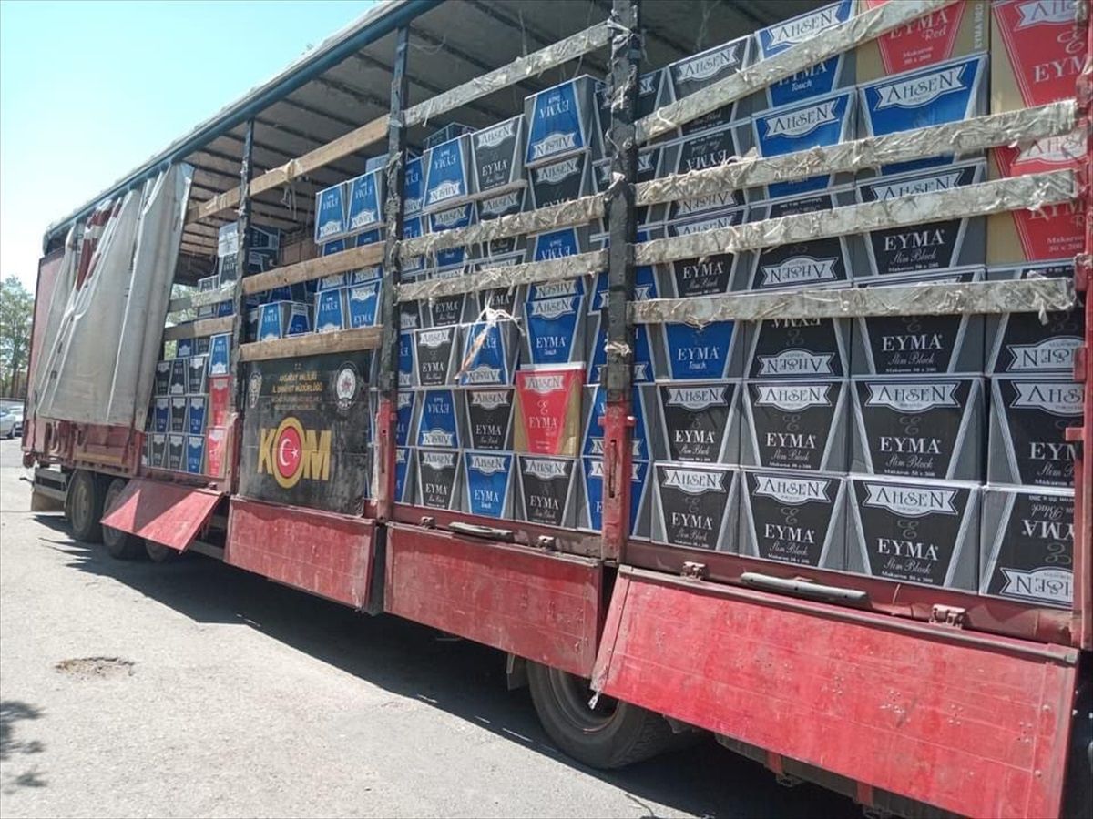 Aksaray'da 9 Milyon 830 Bin Makaron Ele Geçirildi
