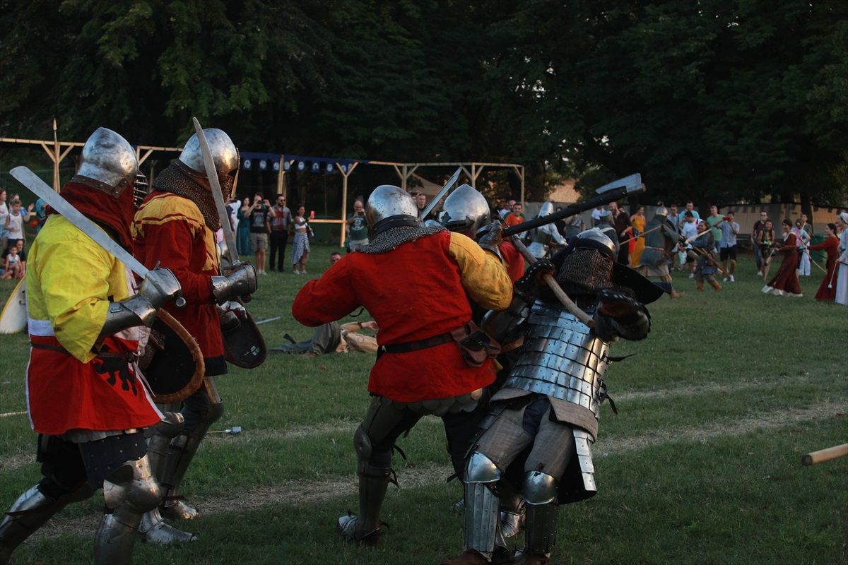 Belgrad'da Beyaz Kartallar Ortaçağ Festivali Başladı