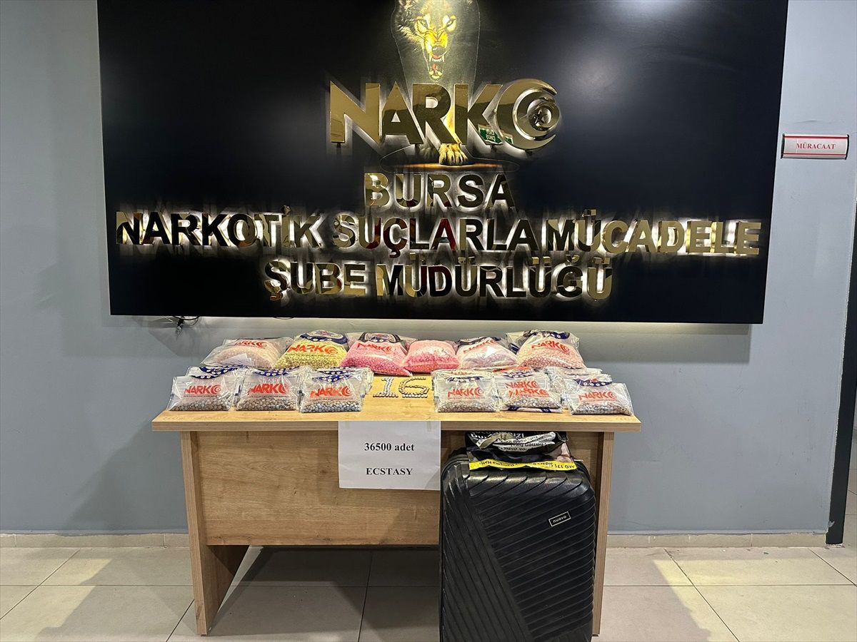 Bursa'da Uyuşturucu Operasyonunda 3 Zanlı Gözaltına Alındı