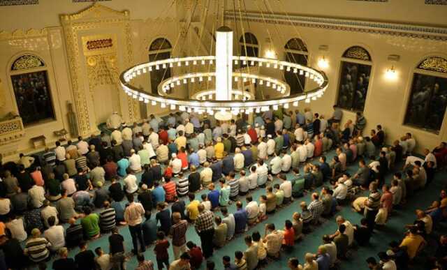 Konya cuma namazı saat kaçta? 25 Ağustos Konya cuma namazı saat kaçta kılınacak?