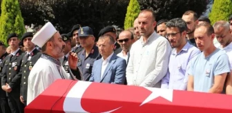 Samsun'da trafik kazasında hayatını kaybeden Uzman Çavuş son yolculuğuna uğurlandı