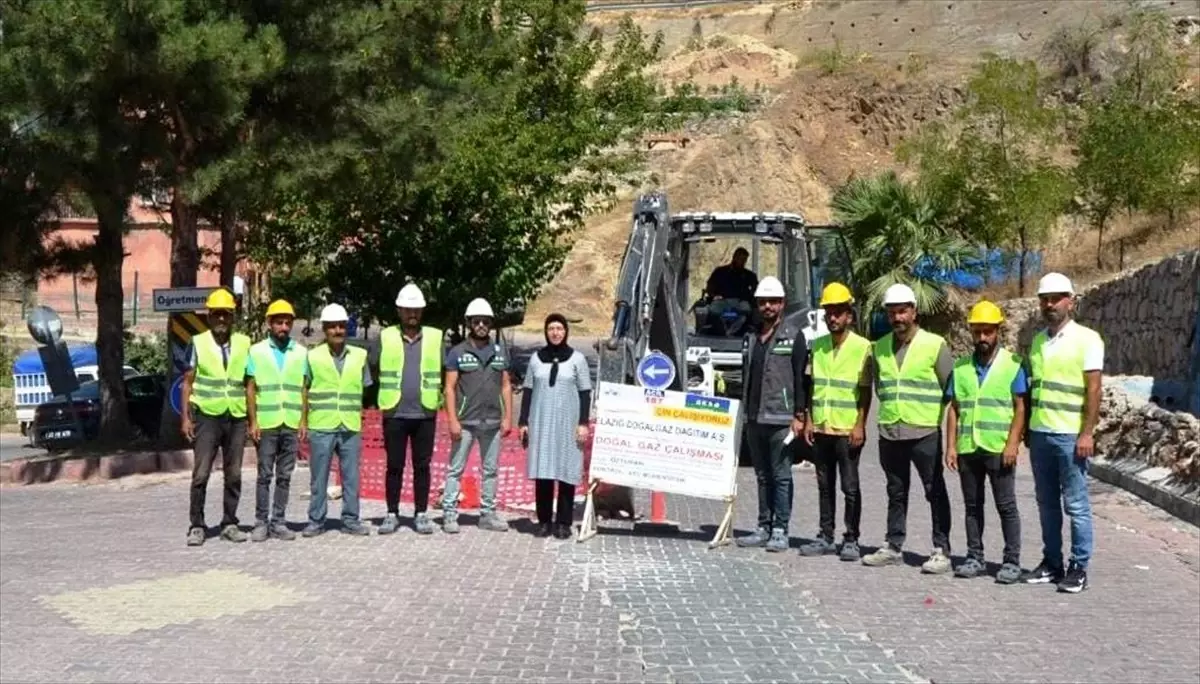 Keban'da Doğal Gaz Hattı Döşeme Çalışmaları Başladı