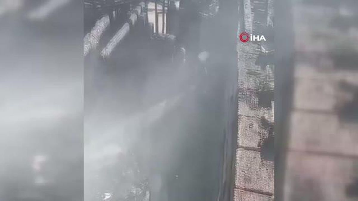 Yüksekova'da çıkan yangında tandır evi küle döndü