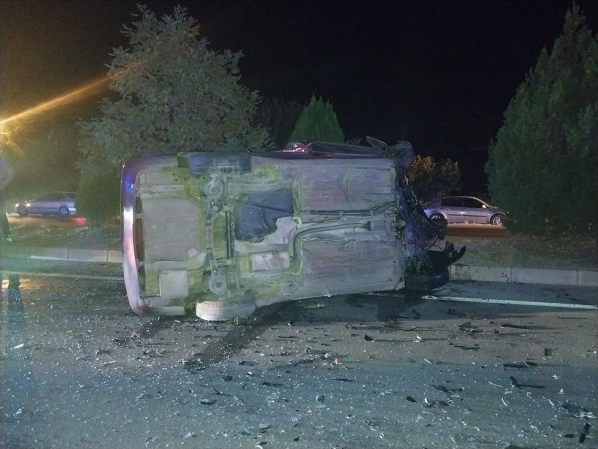 Burdur'da Trafik Kazası: 1 Ölü, 3 Yaralı
