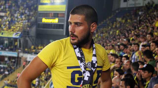 Genç Fenerbahçeliler lideri Cem Gölbaşı'na silahlı saldırı düzenlendi