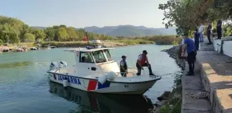 İznik Gölü'ne giren yüzme hakemi kayboldu