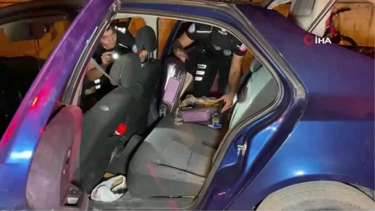 Konya'da şüphe üzerine durdurulan otomobilden cephanelik çıktı