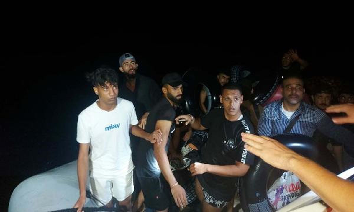 Bodrum'da Yunanistan tarafından geri itilen 42 kaçak göçmen kurtarıldı