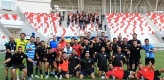 Menemen FK, Karaman FK'yı 1-0 yenerek sezona 3 puanla başladı