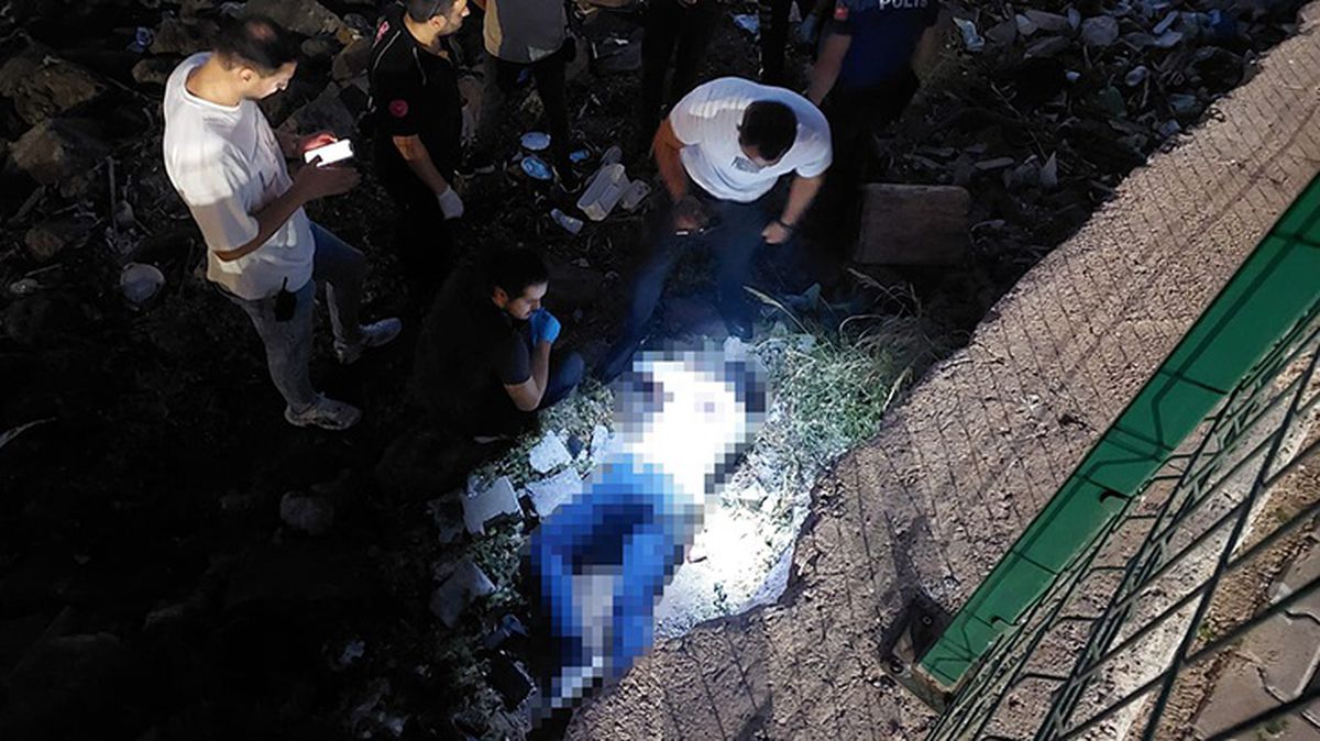 23 yaşındaki genç başından vurulmuş halde bulundu