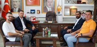 AK Parti Ağrı Merkez İlçe Başkanı Ömer Tahtalı, Ticaret Bakan Yardımcısı Mahmut Gürcan ve Ağrılı iş adamlarını ziyaret etti