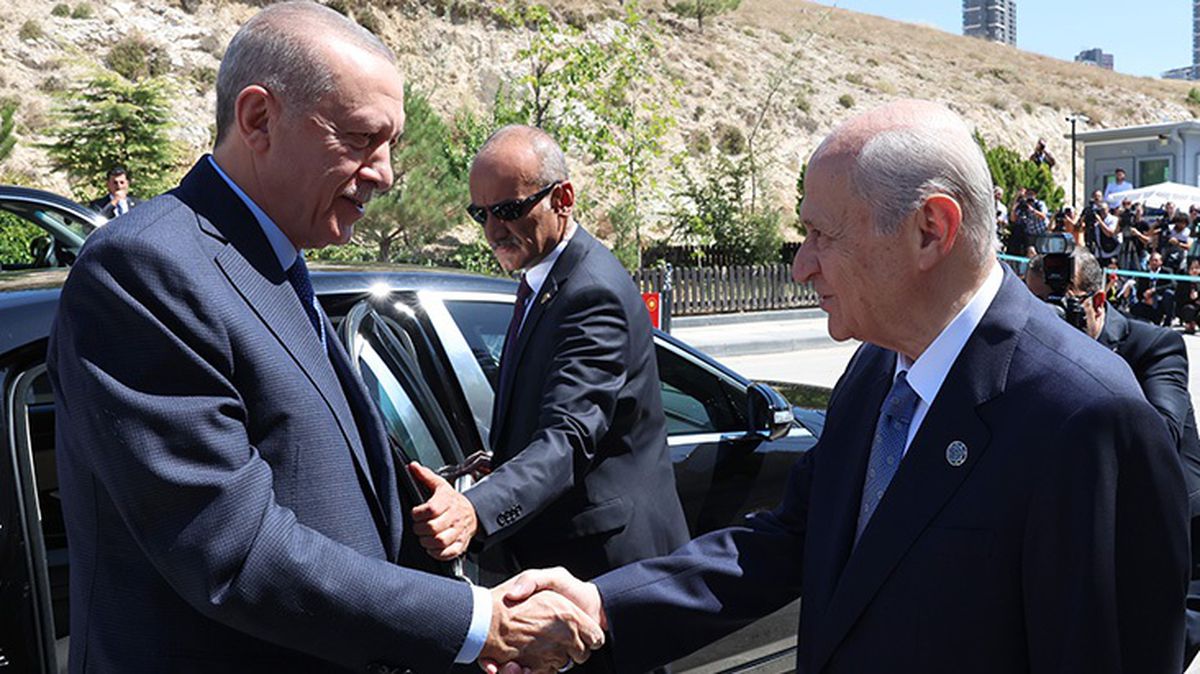 Ankara'da sürpriz zirve! Cumhurbaşkanı Erdoğan, Bahçeli ile görüştü