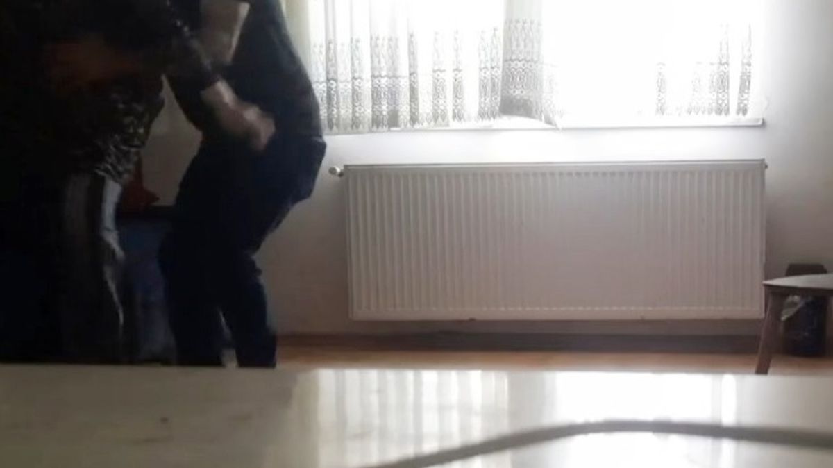 Ev sahibinden kiracı kadına taciz! O anları cep telefonuyla böyle kaydetti