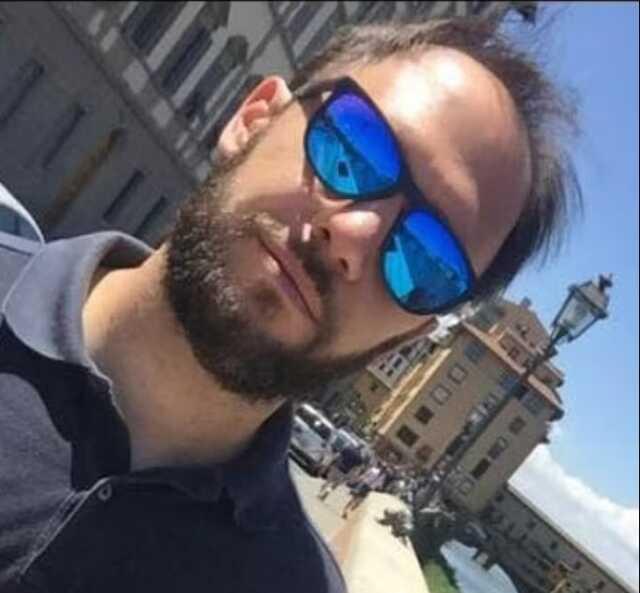 İtalya'da, beşinci kattan düşen üç yaşındaki çocuğu yakalayan bankacı kahraman ilan edildi