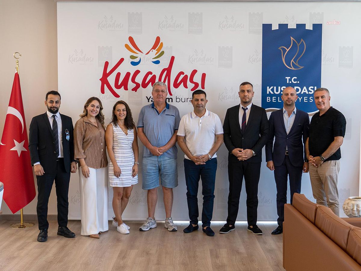 KUGİAD Yeni Dönem Başkanı ve Yönetim Kurulu Başkanı Kuşadası Belediye Başkanı'na Nezaket Ziyaretinde Bulundu
