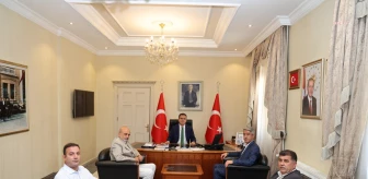 Marmaris Belediye Başkanı Mehmet Oktay, Muğla'da yeni atamaları yapılan görevlilere ziyarette bulundu
