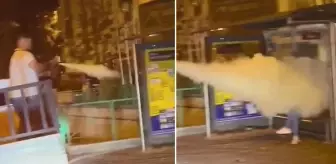 Trans bireye yangın tüpüyle saldırı! Bir de utanmadan kayda aldılar