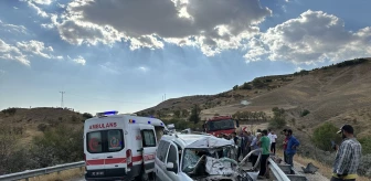 Adıyaman'da trafik kazası: 6'sı ağır, 7 kişi yaralandı