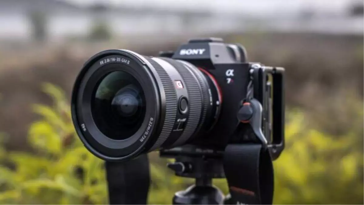 Sony, G Master serisi ile Alpha sistemini geliştiriyor