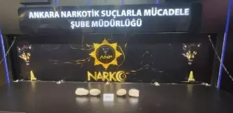 Ankara'da Otomobilde Gizlenmiş 1 Kilo Eroin Ele Geçirildi