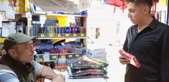 Şarkışlalı şehitler anısına Türk bayrağı hediye edildi