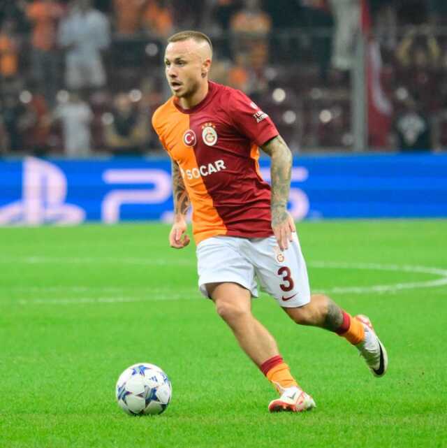 Son Dakika: Molde'yi sahasında 2-1 mağlup eden Galatasaray, adını Devler Ligi'ne yazdırdı
