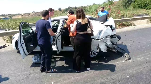 Tur minibüsü şoförünün kaza sonrası yaptığı hareket 'Zavadanak Bekir'i isyan ettirdi
