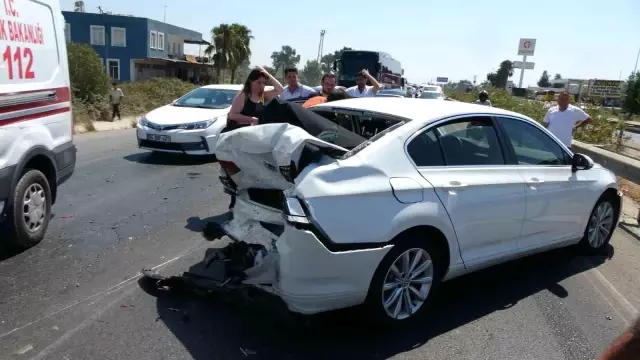 Tur minibüsü şoförünün kaza sonrası yaptığı hareket 'Zavadanak Bekir'i isyan ettirdi