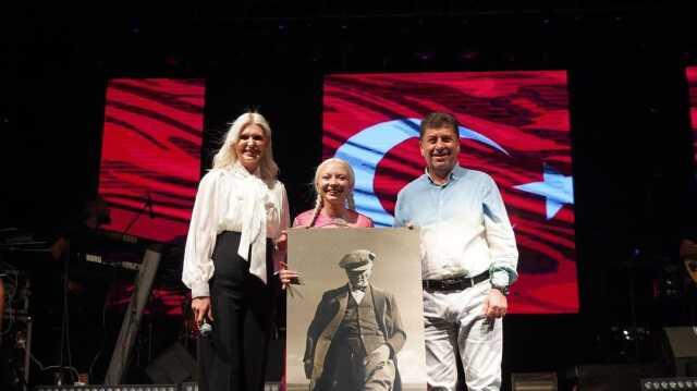 Bilecik Başkan Vekili Melek Mızrak Subaşı'nı gören Ece Seçkin hayran kaldı: En güzel belediye başkanı