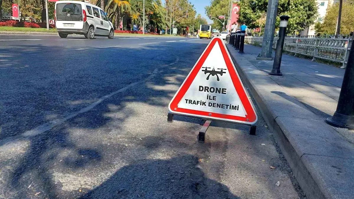 Fatih'te Dron Destekli Trafik Denetimi: 27 Bin Lira Cezai İşlem Uygulandı