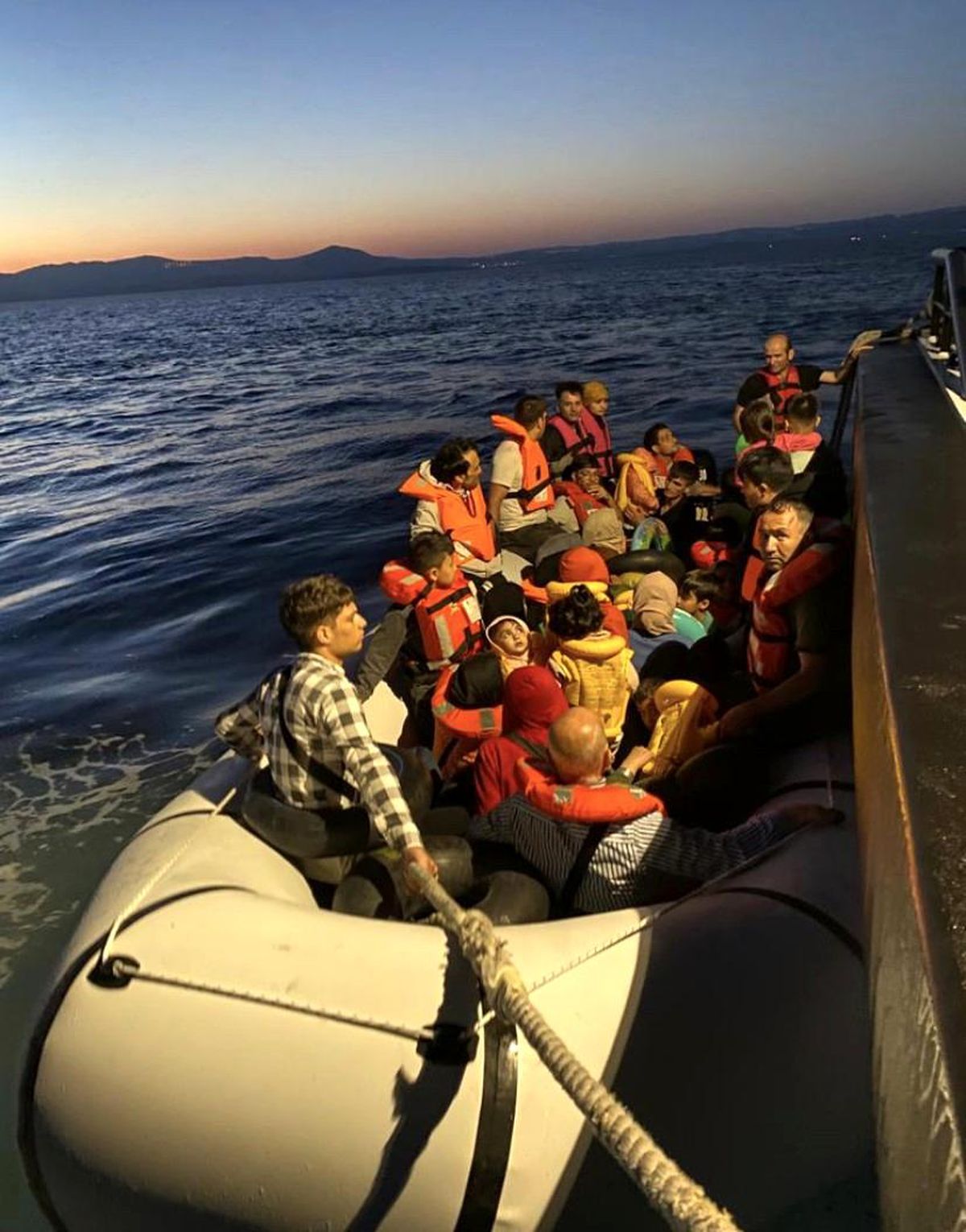Çanakkale'de 39 kaçak göçmen yakalandı