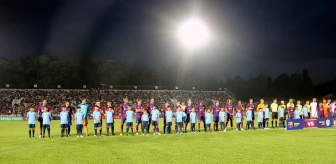 Kırgızistan'da Barcelona ve Asya Ülkeleri Eski Futbolcuları Gösteri Maçı Yaptı