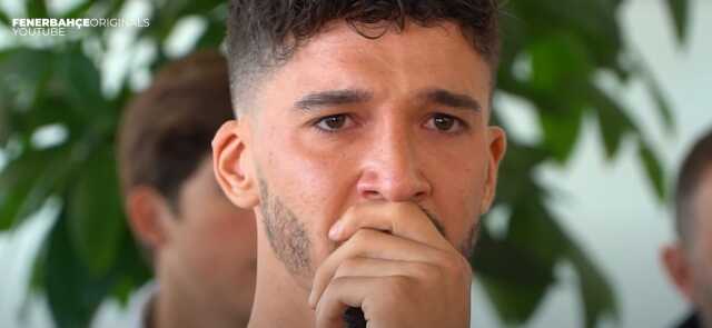 Altay Bayındır'dan Fenerbahçe'ye yürekleri dağlayan veda! Hüngür hüngür ağladı