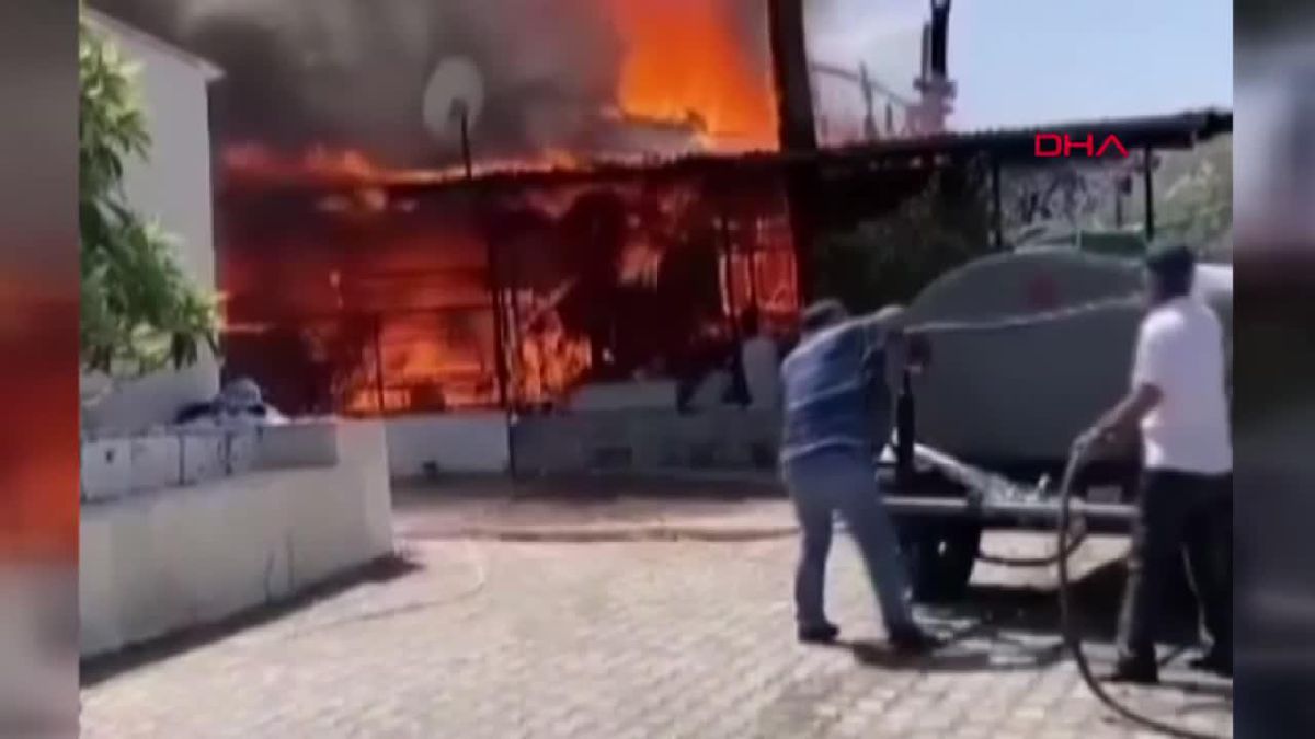 Denizli'de Cami Lojmanında Çıkan Yangında Alzheimer Hastası Kadın Hayatını Kaybetti