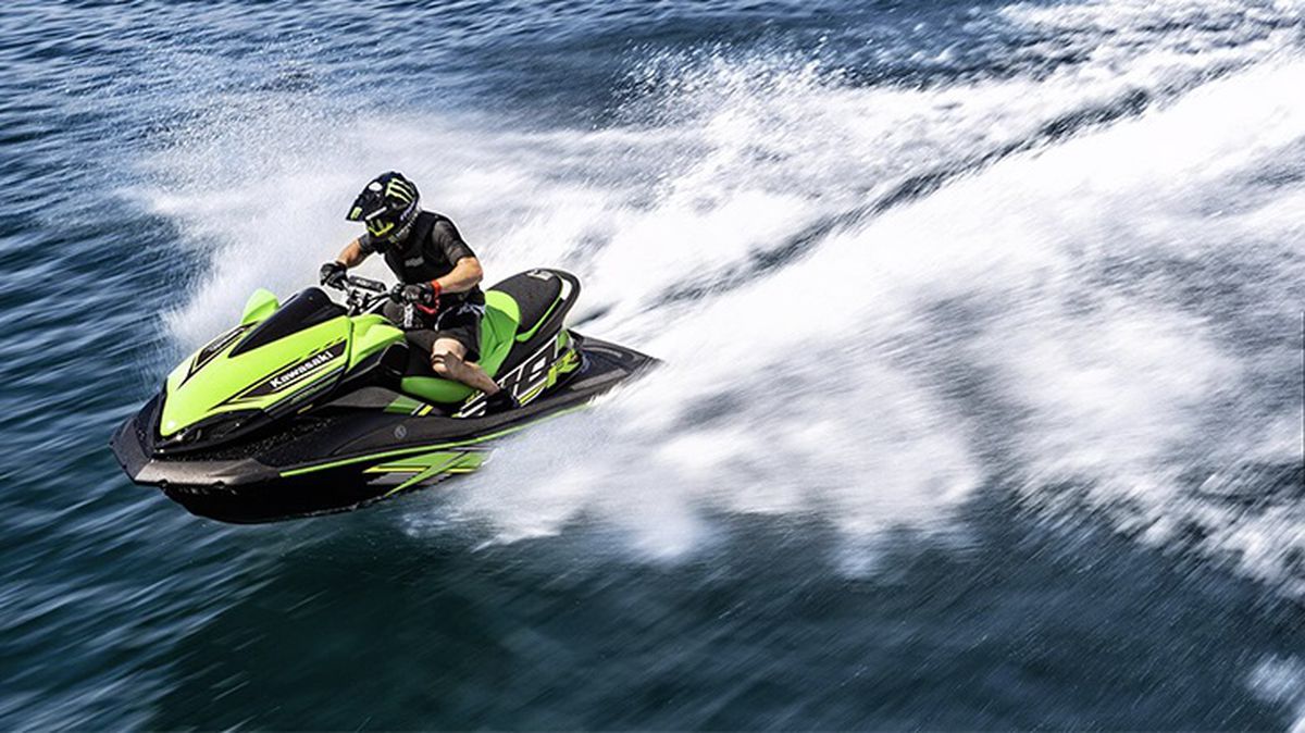 Fas'ta jet ski ile Cezayir sularına giren iki turist vurularak öldürüldü