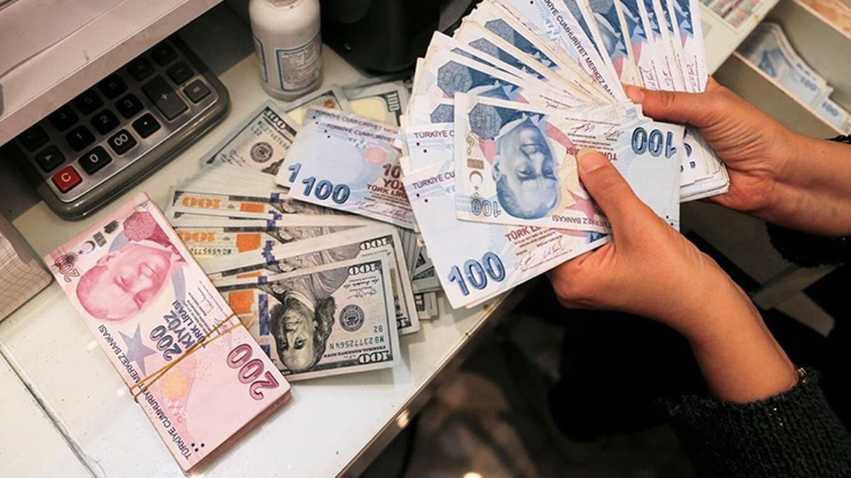 Kur korumalı mevduatta 8 ay sonra ilk düşüş! 3 trilyon 368 milyar TL'ye geriledi